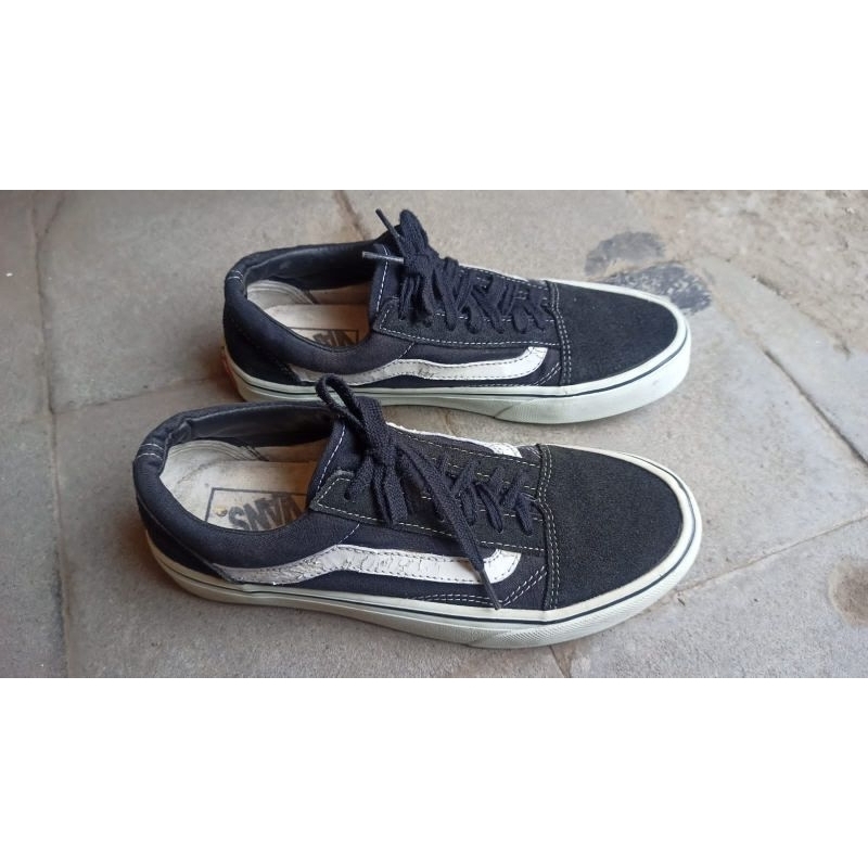 sepatu sneaker kulit Vans 39 second