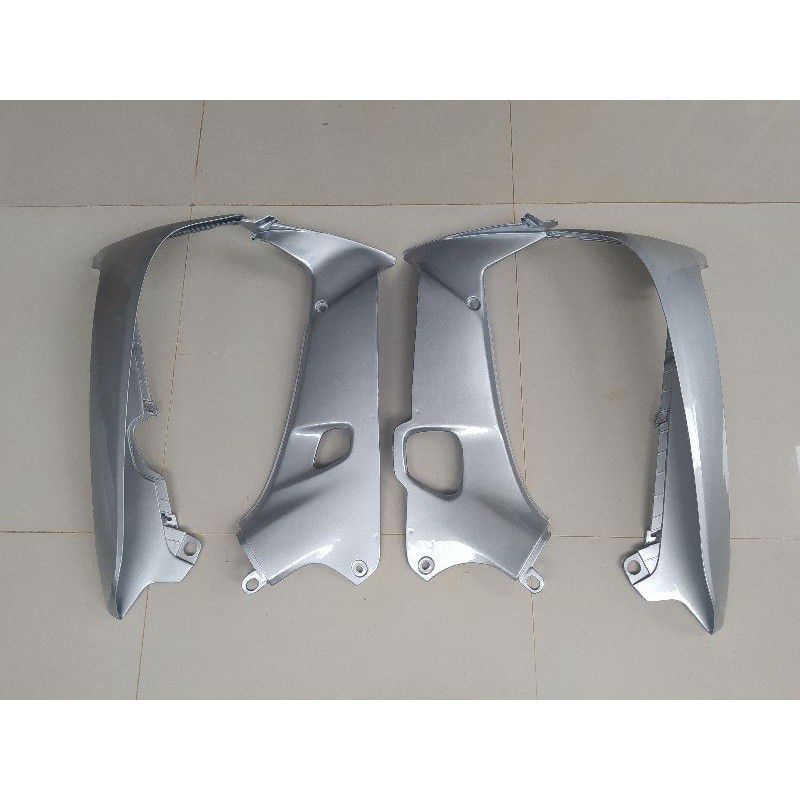 cover sayap kepang body Supra x lama Supra fit lama warna silver