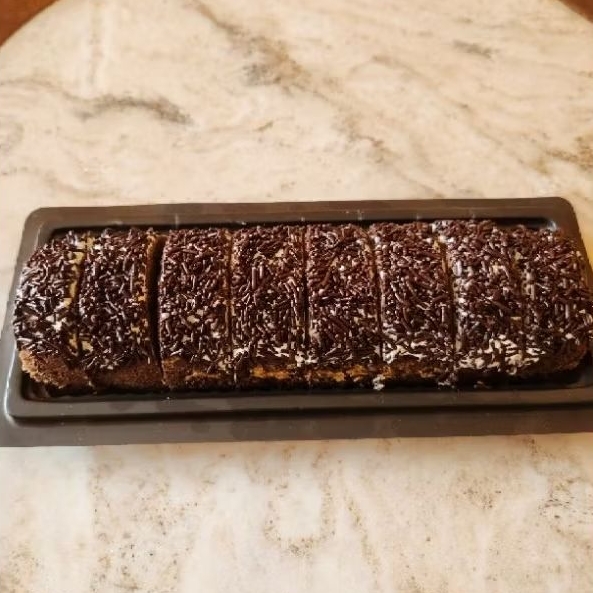 

BROWNIES MESIS SMALL 300 GRAM