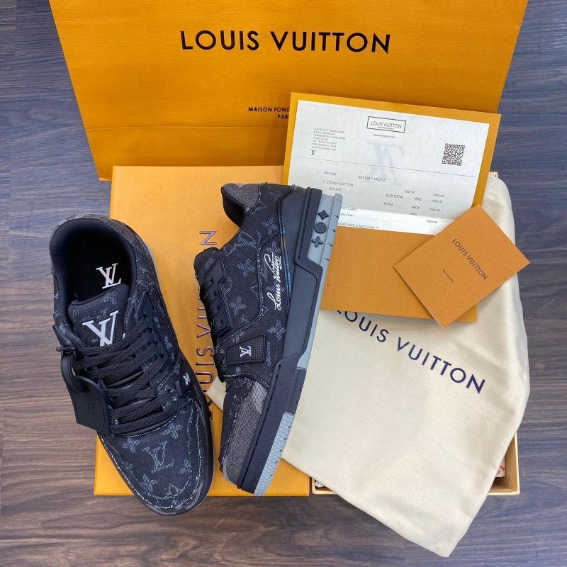SEPATU SNEAKERS PRIA LOUIS VUITTON IMPORT BRANDED VIP