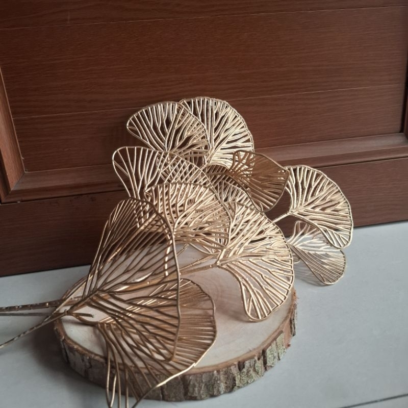 ￼GINKGO GOLD ARTIFICIAL Aksesoris Kipas 3 Cabang Ginko Daun Bunga Ginkgo Emas Artificial Golden Flow
