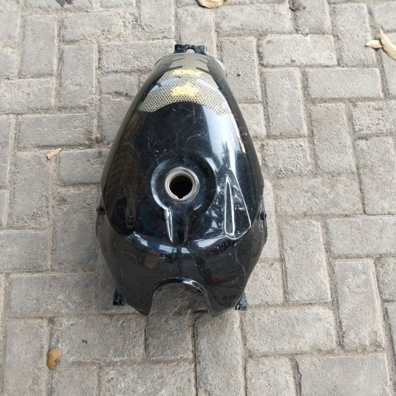 tangki bensin  Tiger Revo bekas original