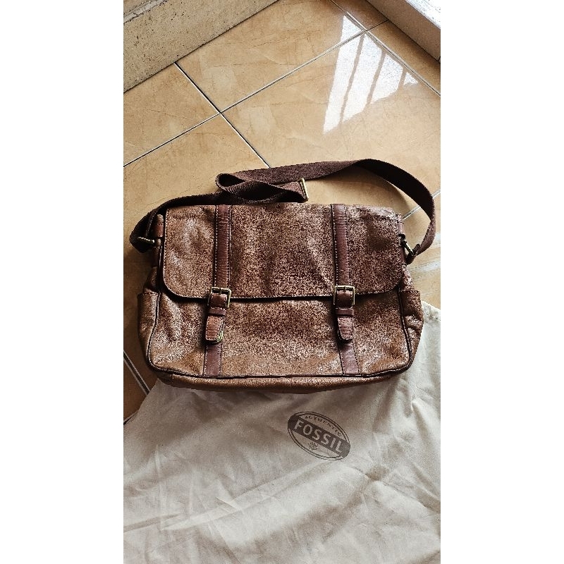 Preloved Fossil men bag tas laptop ORI