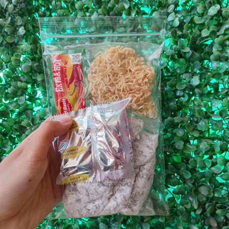 

CIKUAH PEDAS (Cireng isi Kuah) | LISNAAINUN