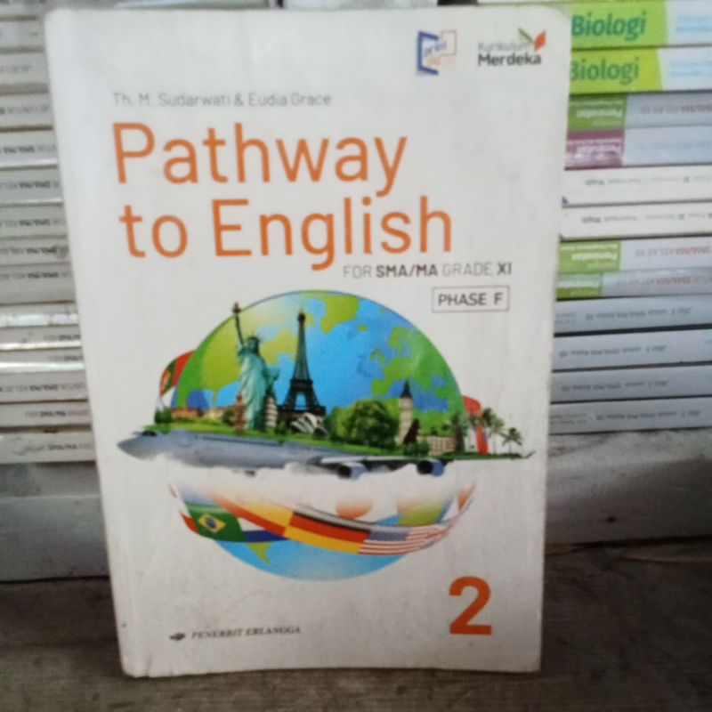 Buku Pathway To English kelas 11 Kurmer