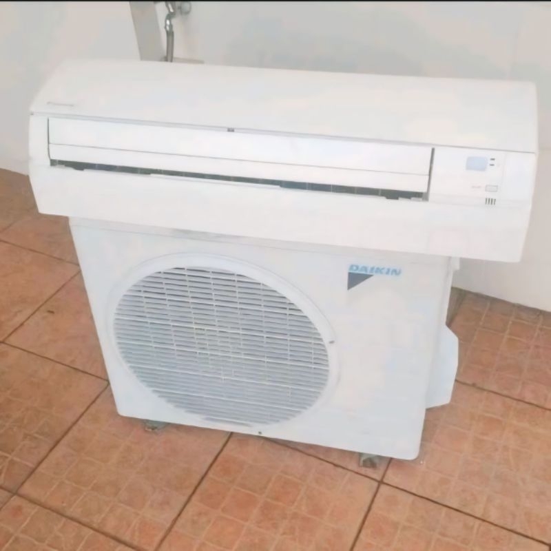 AC second 1/2pk,3/4,1pk,indor saja,outdor saja,dan inventer