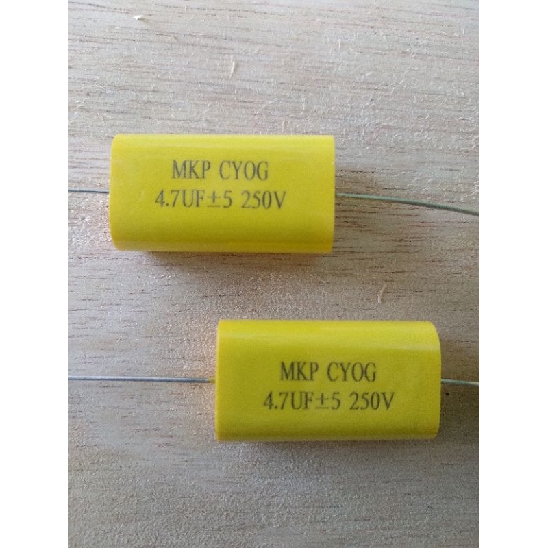 Kapasitor MKP 4.7 UF 250 V