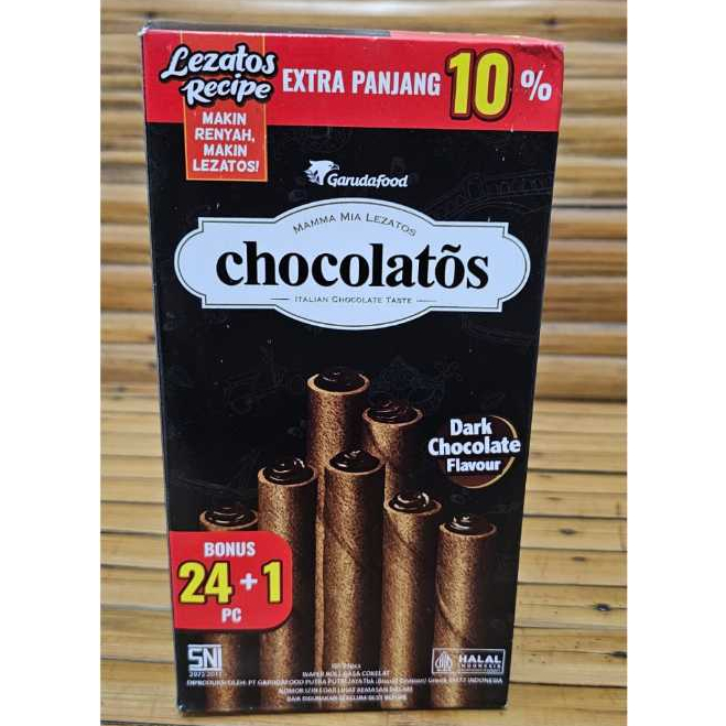 

Gery Chocolatos Dark Wafer Roll 1 Box isi 24pcs