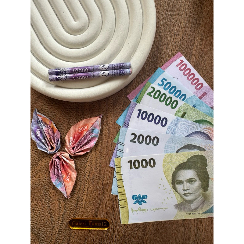 Replika uang kertas baru / Gulungan uang kertas mainan bahan mahar/ Lembaran uang mainan/ Uang maina