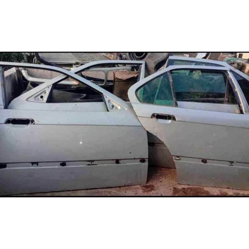 pintu BMW e36