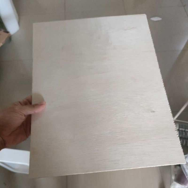 Triplek 30x40