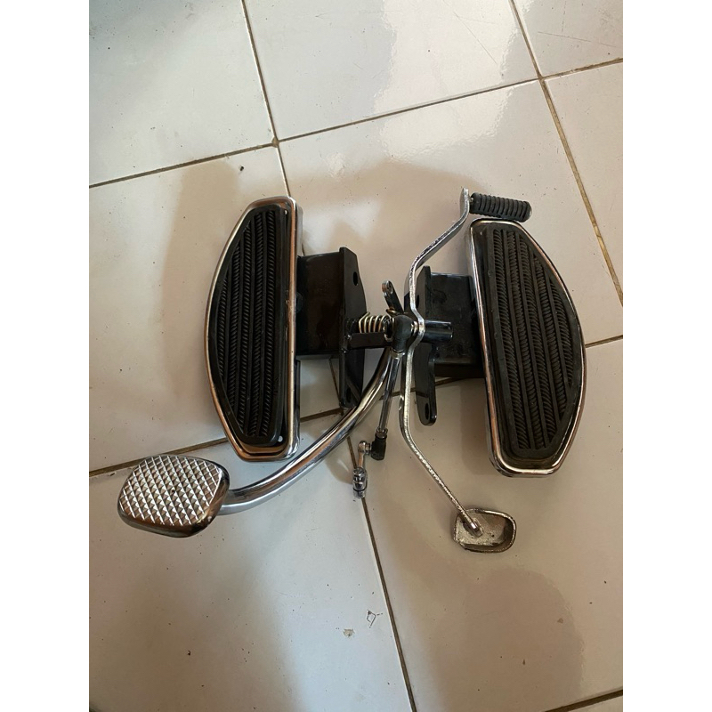 Footstep/Postep Harley Mocin