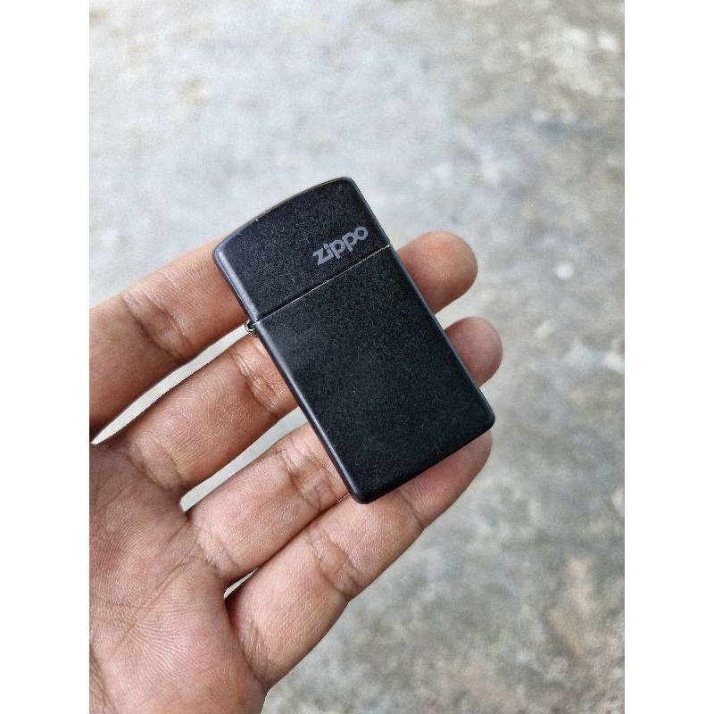 zippo slim black