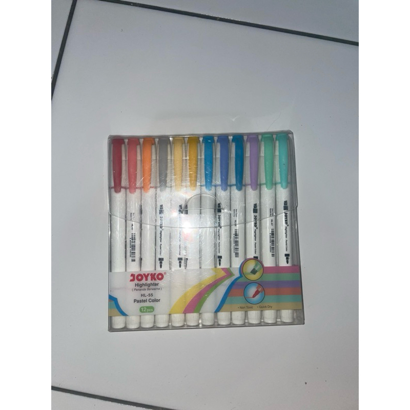 

stationary highlighter aqualip