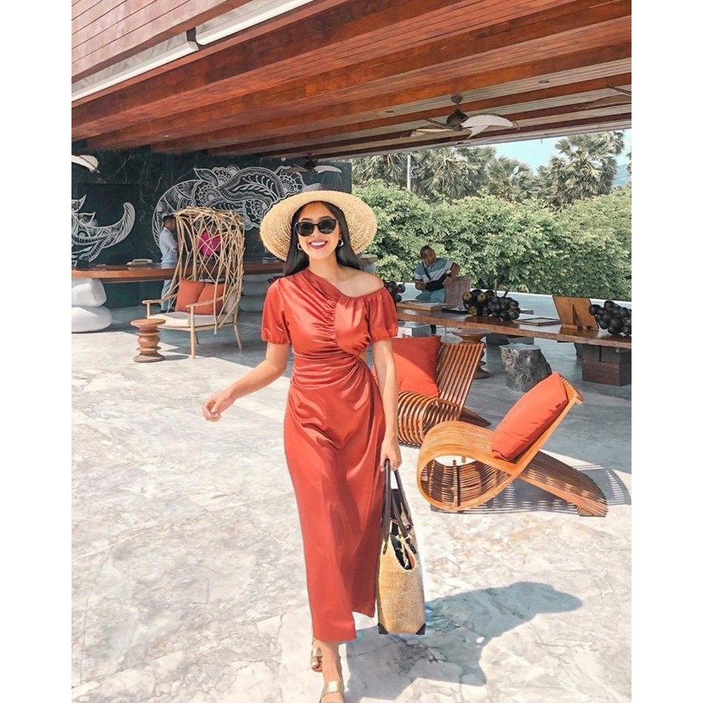 EESOME Arabelle Dress Burnt Orange / Gaun Satin Wanita / One Shoulder Dress Merah Bata
