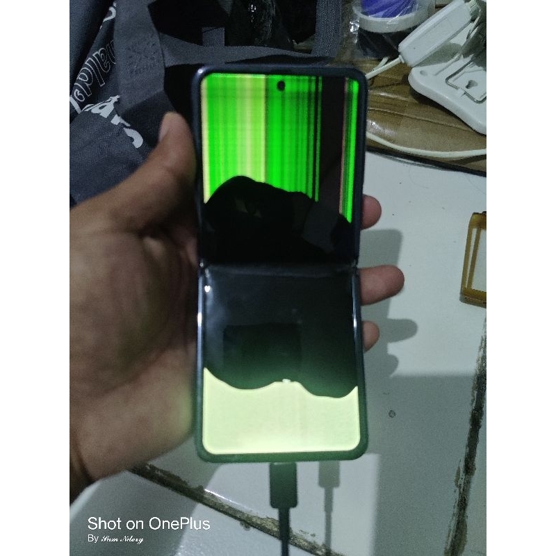 Samsung Z Flip 1 ram 8/256 minus lcd