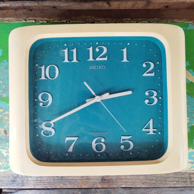 Jam dinding SEIKO Transistor jadul second