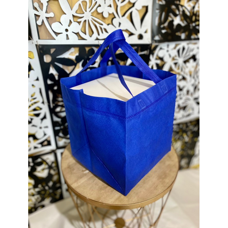 

(1 PACK = 60 PCS) TAS HAJATAN SPUNBOND 22x22 TINGGI 28 CM / GOODIE BAG / TAS HAJATAN / TAS NASI BOX / TAS NASI KOTAK / TAS SOUVENIR / TAS BELANJA