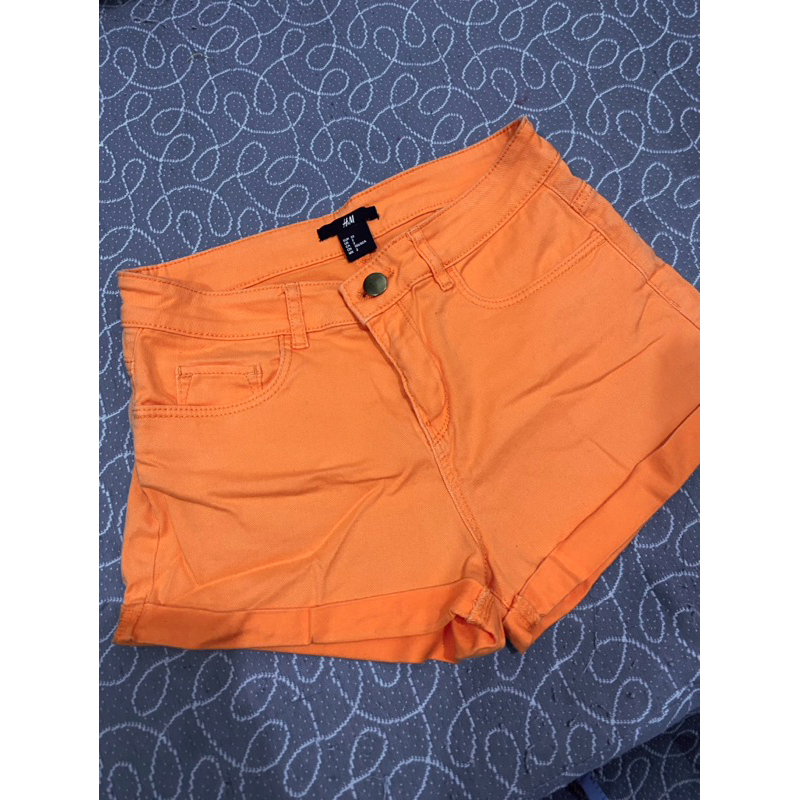 [Preloved] Celana Pendek Hot Pants Orange H&M
