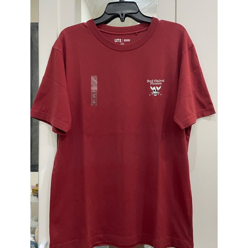 Uniqlo X one piece second original like new