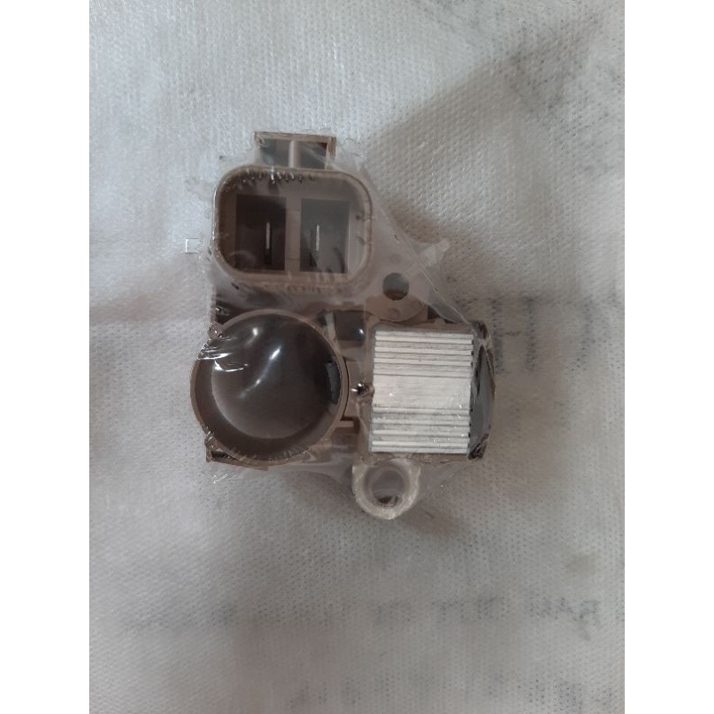 IC regulator / IC alternator / aisy altenator / IC dinamo ampere hyundai accent