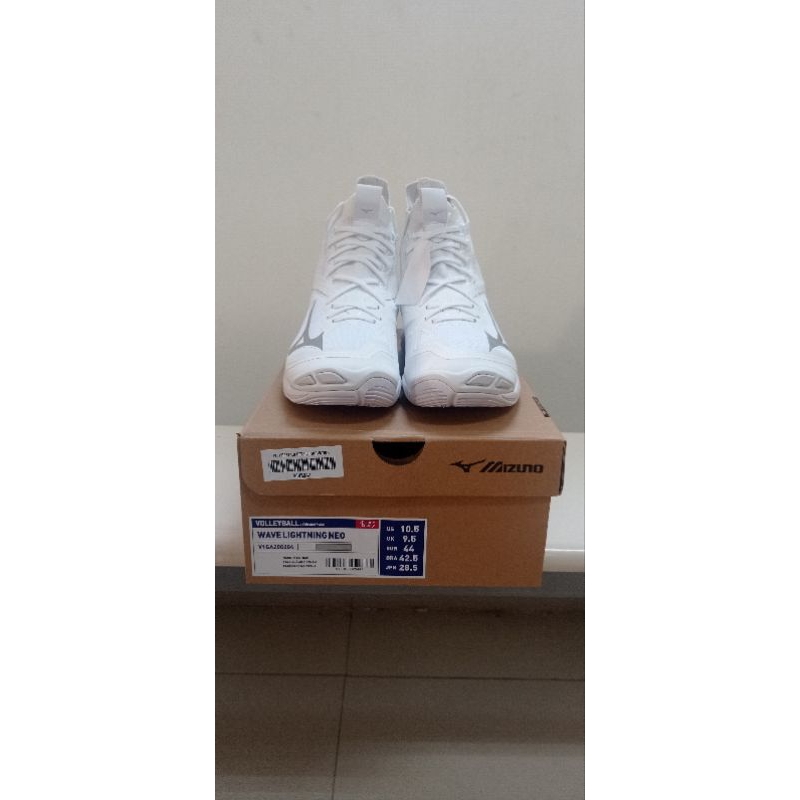 sepatu mizuno wave lightning neo size 44
