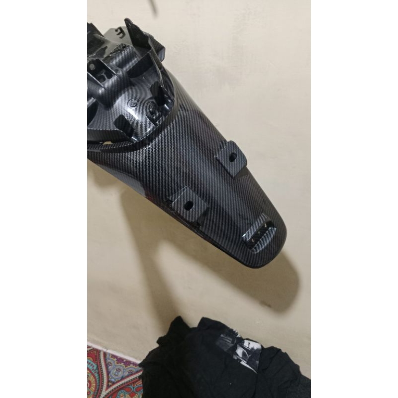 spakbor belakang carbon scoopy 2014-2016