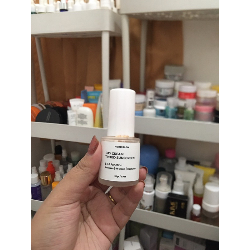 PRELOVED SKINCARE HERBIGLOW TINTED SUNSCREEN