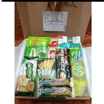 

SNACK BOX/HAMPERS/KADO WISUDA ULTAH DAN ACARA PENTING LAINNYA