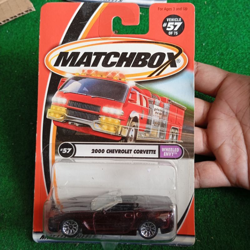 matchbox mbx 2000 Chevrolet Corvette Chevy merah marun red convertible roadster