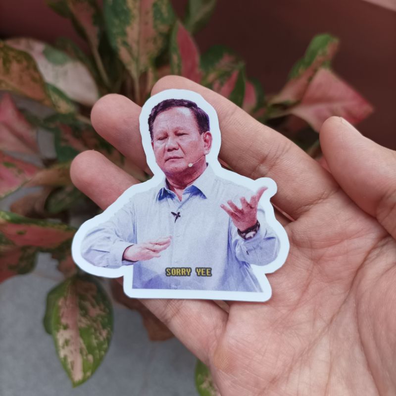 

Sticker/Aesthetic Sticker/tumblr stiker/Sticker hp/sticker prabowo subianto sorry ye/sticker laptop/sticker helm