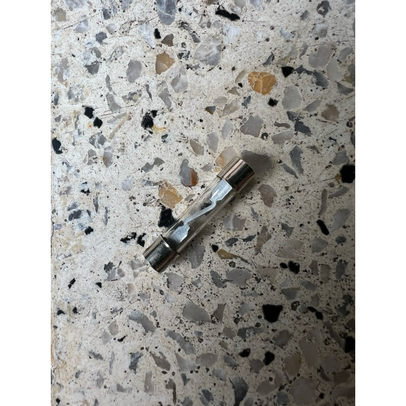 Fuse Sekring Tabung 15 A Universal