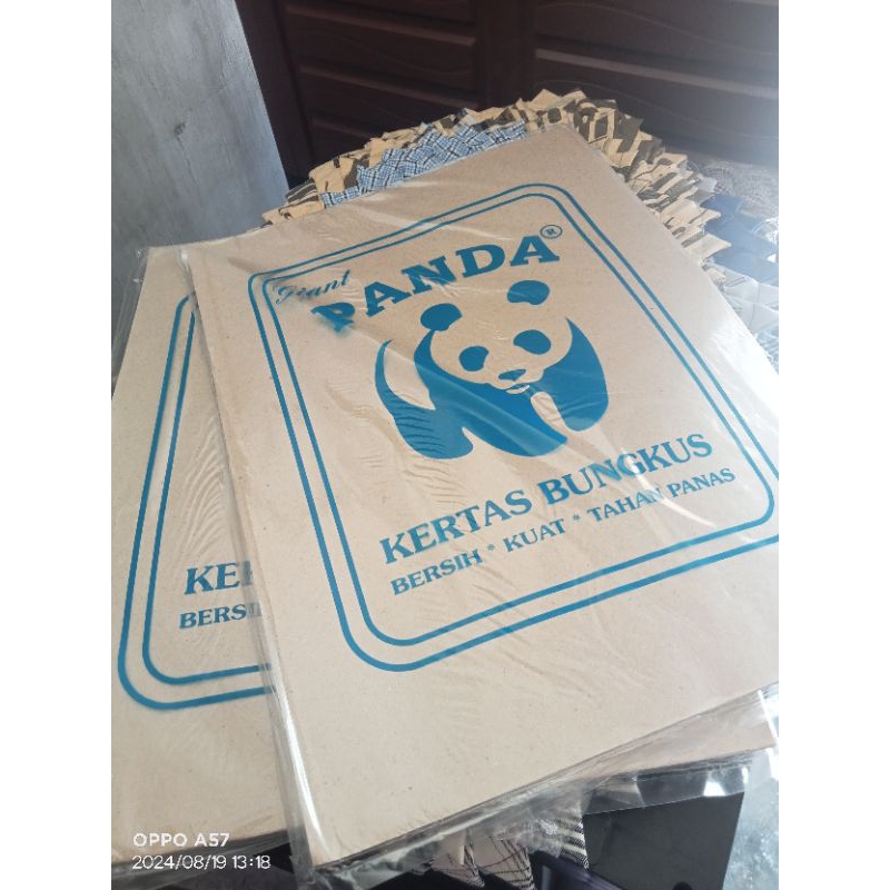 

KERTAS MINYAK ISI (50 LEMBAR) / KERTAS MINYAK PANDA / KERTAS BUNGKUS MAKANAN
