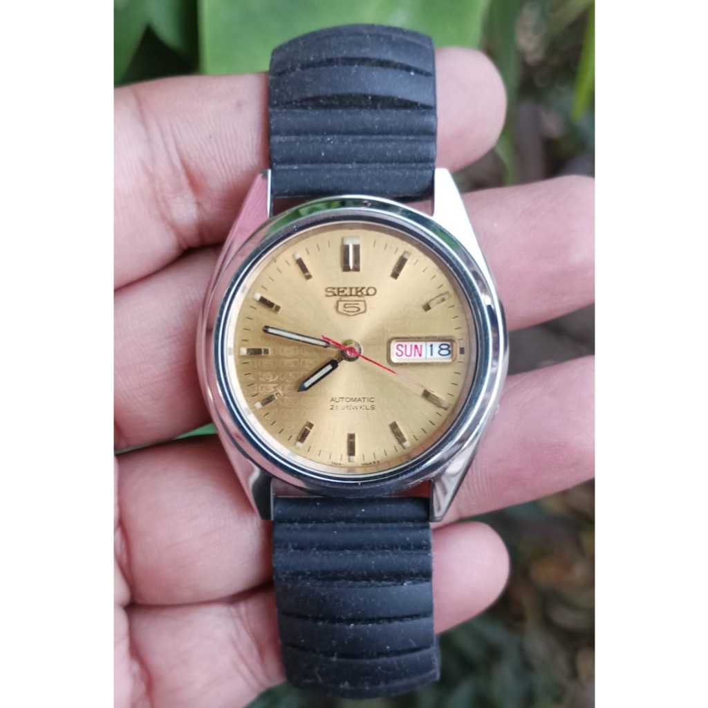 Jam Tangan SEIKO 5 Automatic 7S26 Gold Dial Mulus