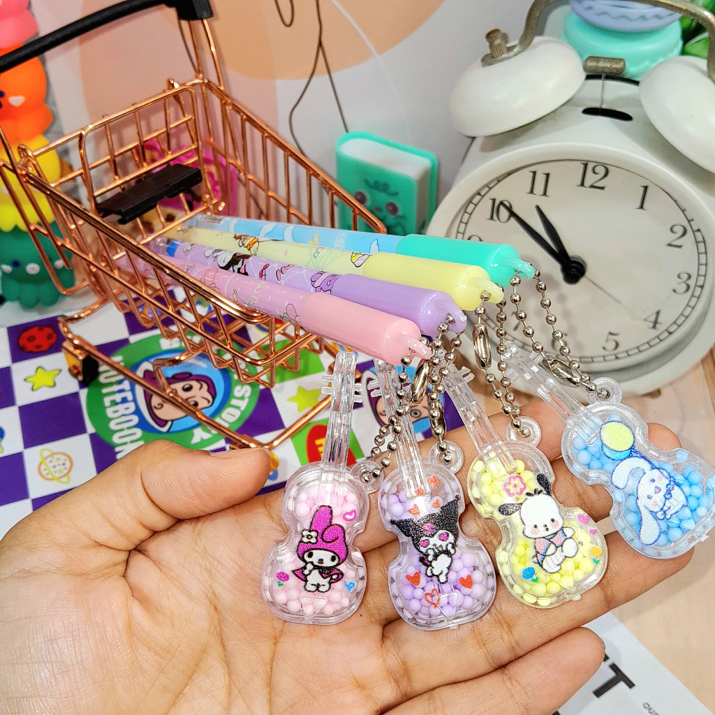 

sg (12 PCS) PULPEN GANTUNGAN BIOLA SANRIO PEN PENA BOLPEN BOLPOIN MELODY CINAMOROLL KUROMI PURIN