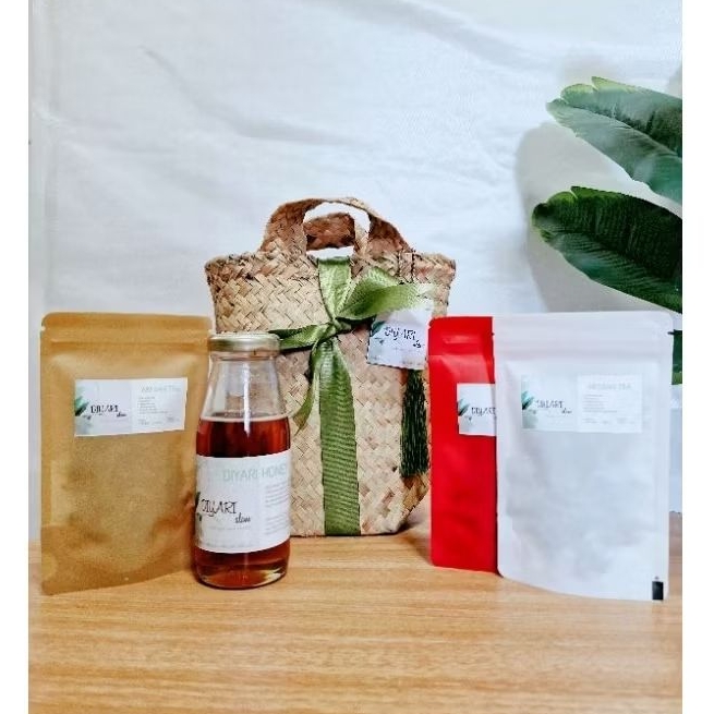 

Hampers Etnik Madu Murni & 3 Varian Artisan Tea + Tas Anyaman Ramah Lingkungan