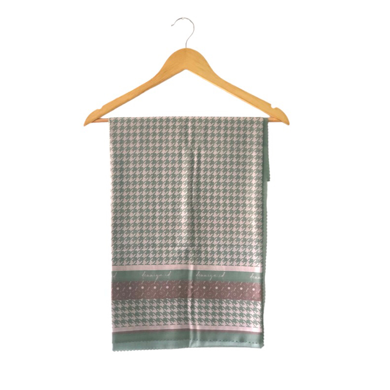 Scarf by denniya.id /Segi empat voal / voal motif ultrafine premium / motif sorban syari size 130*13