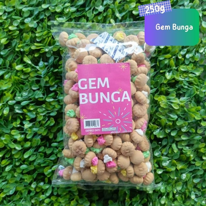 

READY ANEKA SNACK CEMILAN KEMASAN HEMAT 250GRAM