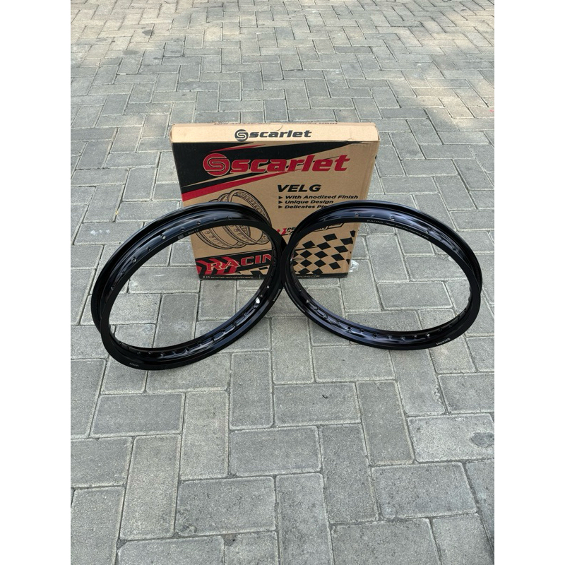 Velg Scarlet Racing Wm Shape Ring 17 Set Uk 160/185 Hitam Velg Scarlet