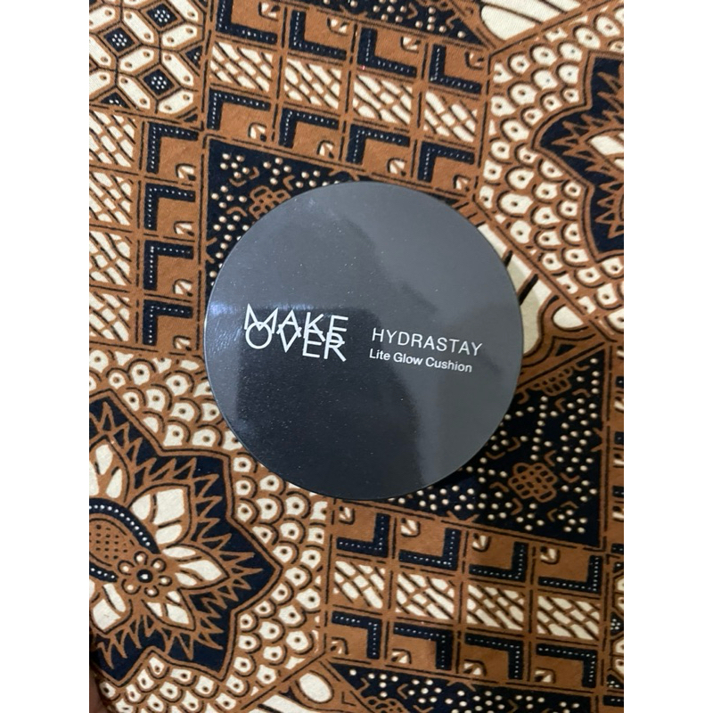CUSHION MAKE OVER HYDRASTAY