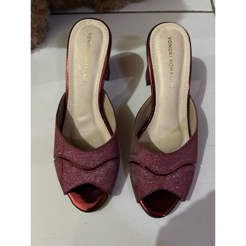 (BUKAN PRELOVED) HEELS YONGKI KOMALADI SIZE 37 MERAH GLITER