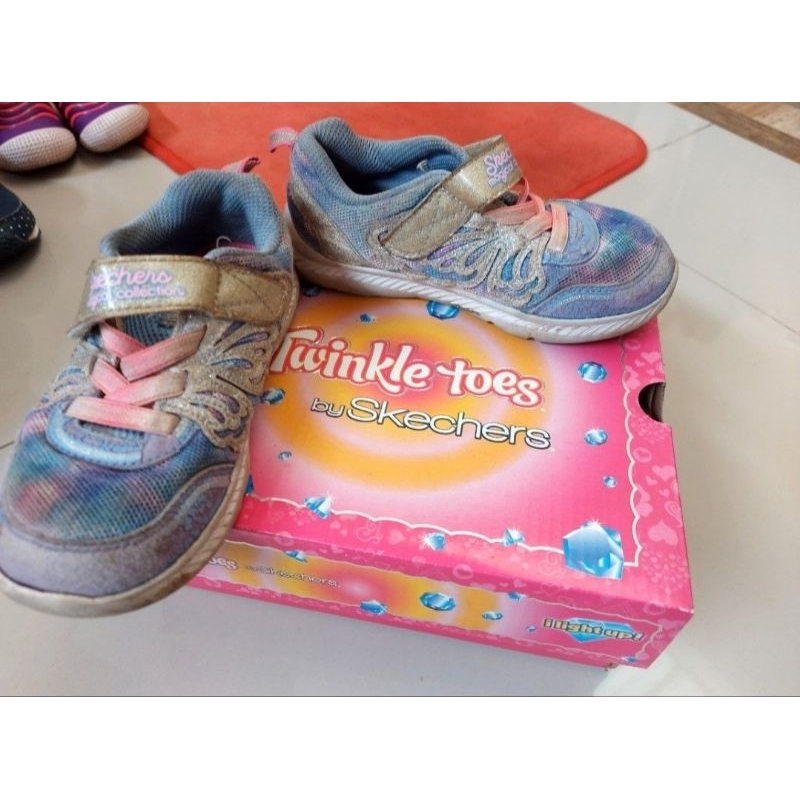 Preloved sepatu skechers 16cm