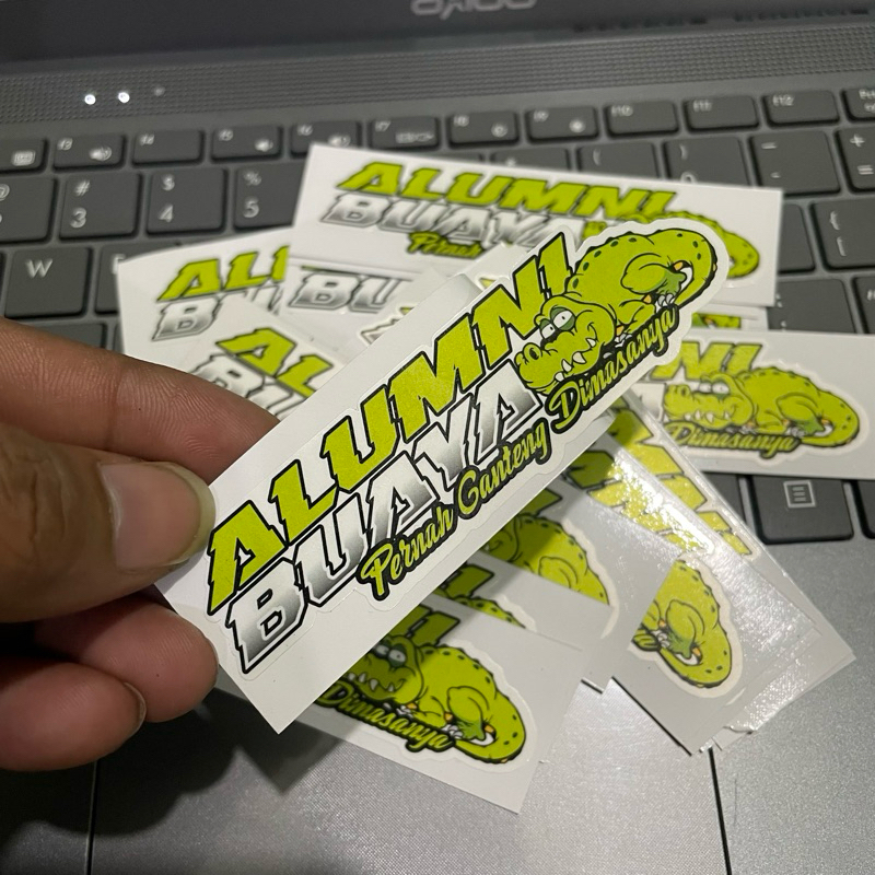 

Sticker Viral Alumni Buaya 003