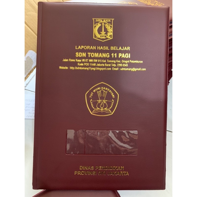 

Map rapot isi 40 Kantong Minimal 20pcs