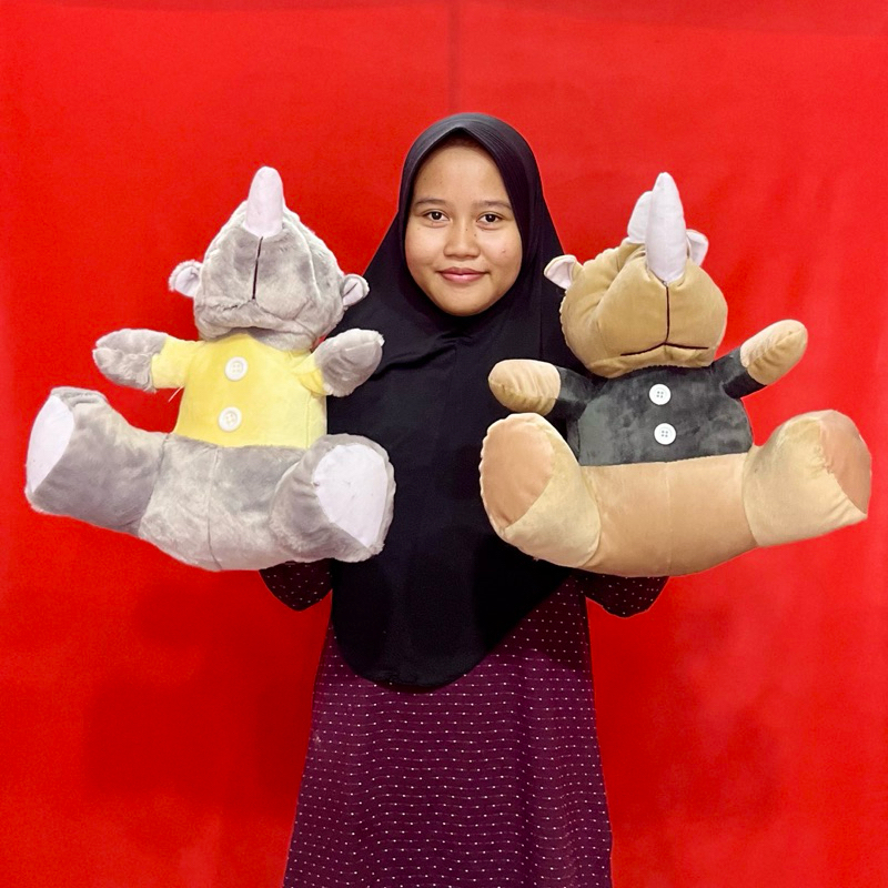 Boneka badak korea duduk berbaju kancing premium duduk lucu boneka karakter badak bercula ecofootwea