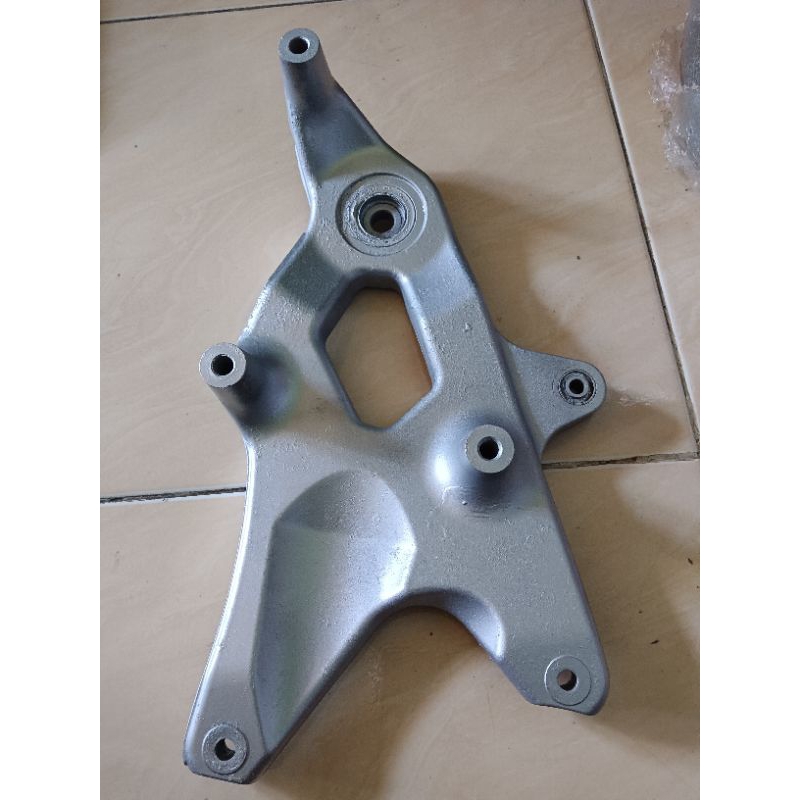 Swing Arem Arm Yamaha Nouvo original