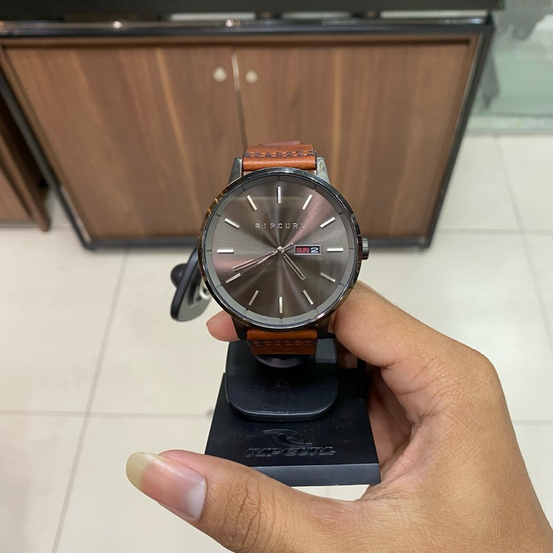 Jam Tangan Ripcurl Detroit Gunmetal Leather Original