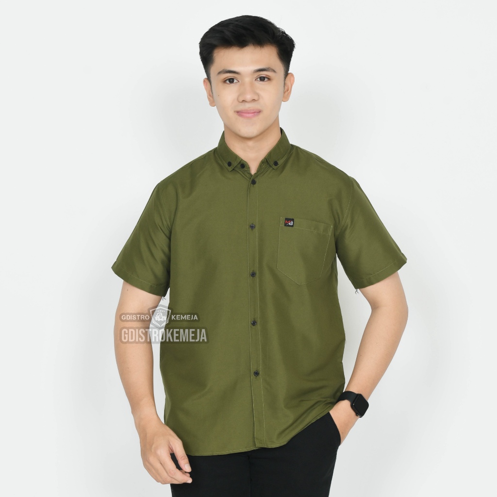 PALING POPULER 2025 Kemeja pria lengan pendek warna Hijau army Baju pria distro Hem cowok keren Outf