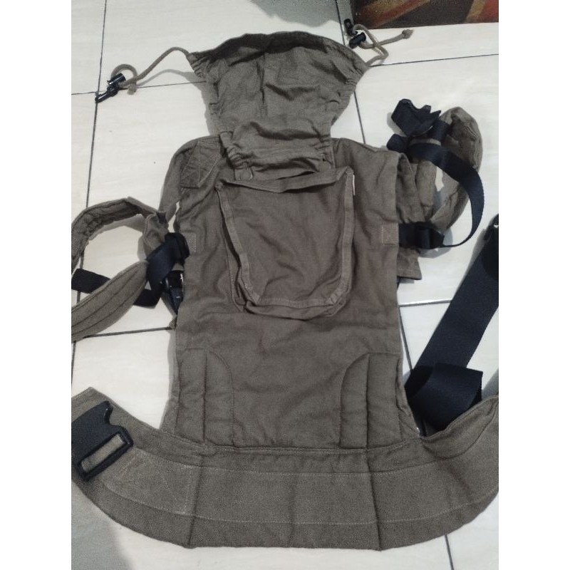 Gendongan SSC Preloved Cuse Berry