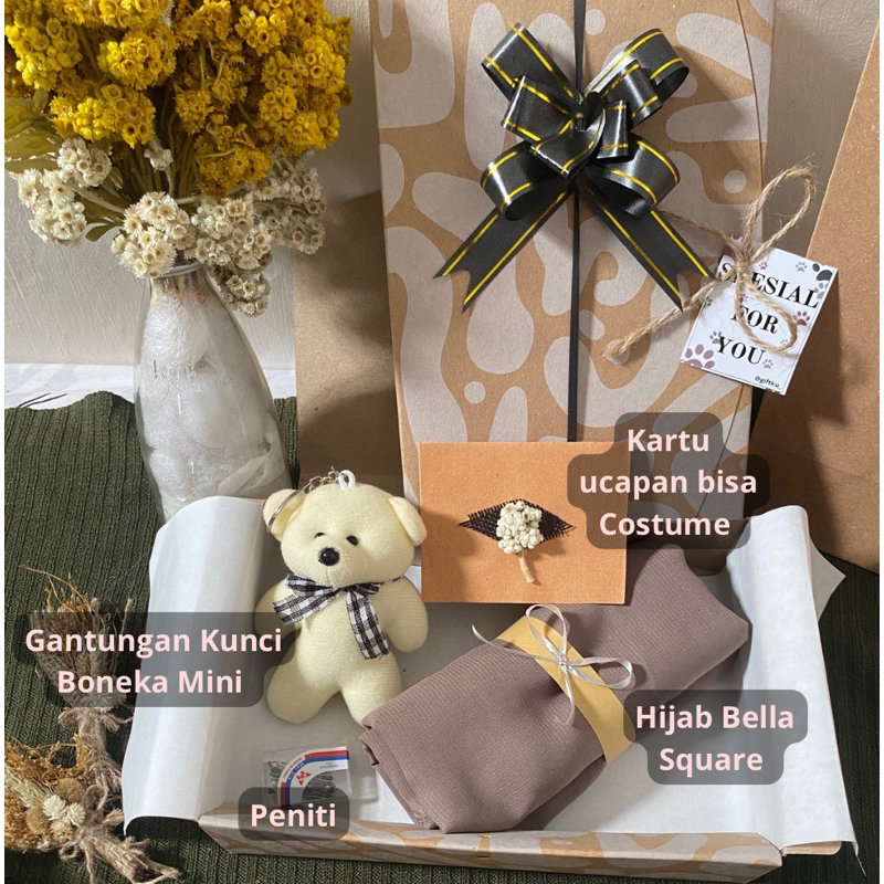 

Langsung Kirim!!! HAMPERS HIJAB MURAH BELLASQUARE/GIFT BOX LEBARAN, ULANG TAHUN, WISUDA, ANNIVERSARY